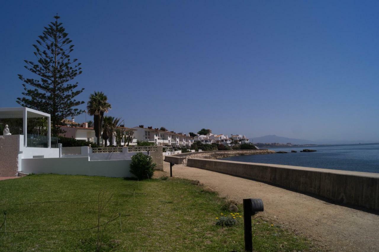 Вілла Beach-Front Bahia Dorada Естепона Екстер'єр фото